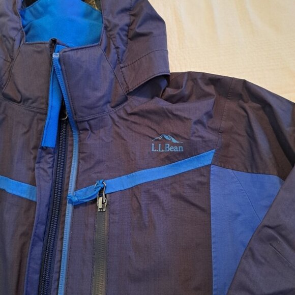L. L. Bean boys size 3 tone blue jacket, 2 front zippers, outside 1 broken - Picture 3 of 10